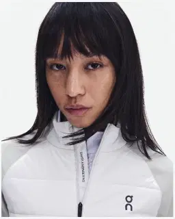 On Running Weather Hybrid Jacket Femme – 4/5