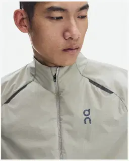 On Running Weather Jacket Insulated Homme – 4/5