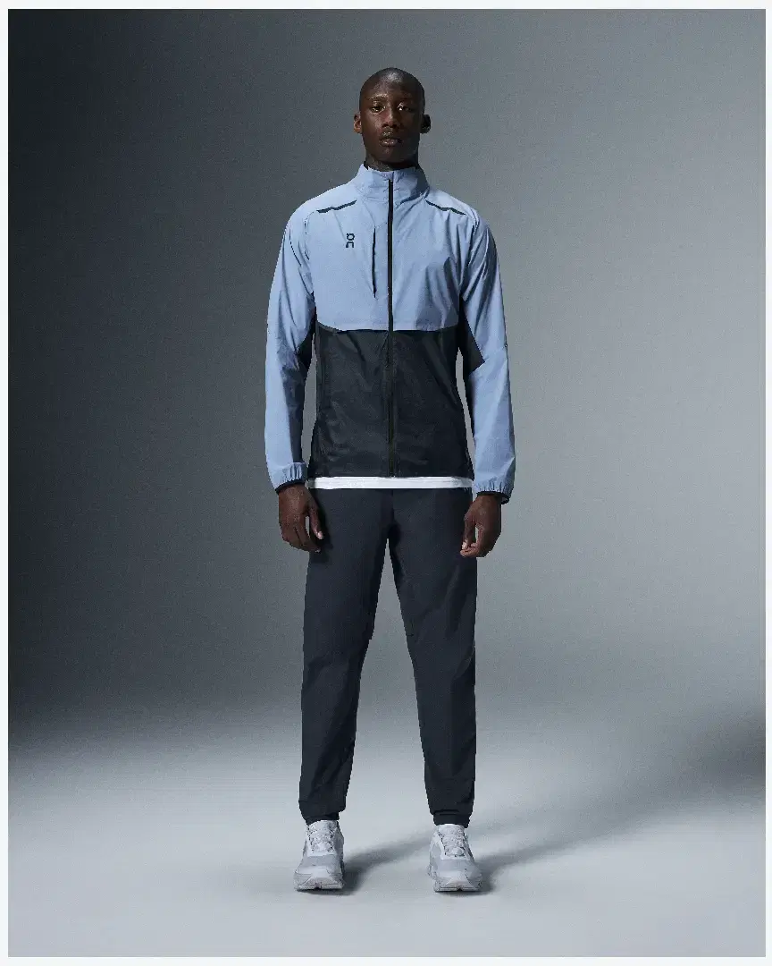Veste À Capuche On Running Weather Jacket M - Men (48) au meilleur prix !