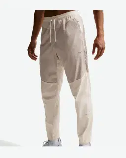Pantalon tissé déperlant Nike Stride Homme – 2/4