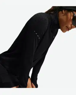 Pull 1/2 zip Nike Swift Aero-FIT Femme – 3/4