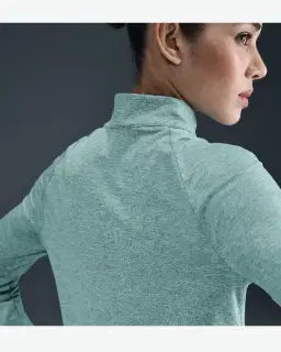Pull 1/4 zip anti-UV Dri-FIT Nike Swift Femme – 2/4