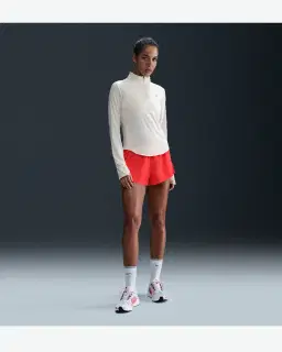 Pull 1/4 zip anti-UV Dri-FIT Nike Swift Femme – 4/4