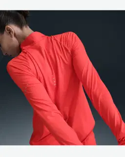 Pull 1/4 zip anti-UV Dri-FIT Nike Swift Femme – 2/4
