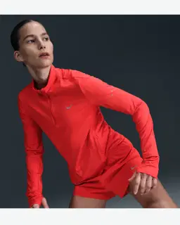 Pull 1/4 zip anti-UV Dri-FIT Nike Swift Femme – 3/4