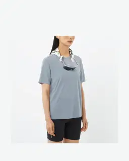 Salomon Shakeout Core SS Tee Femme – 2/4