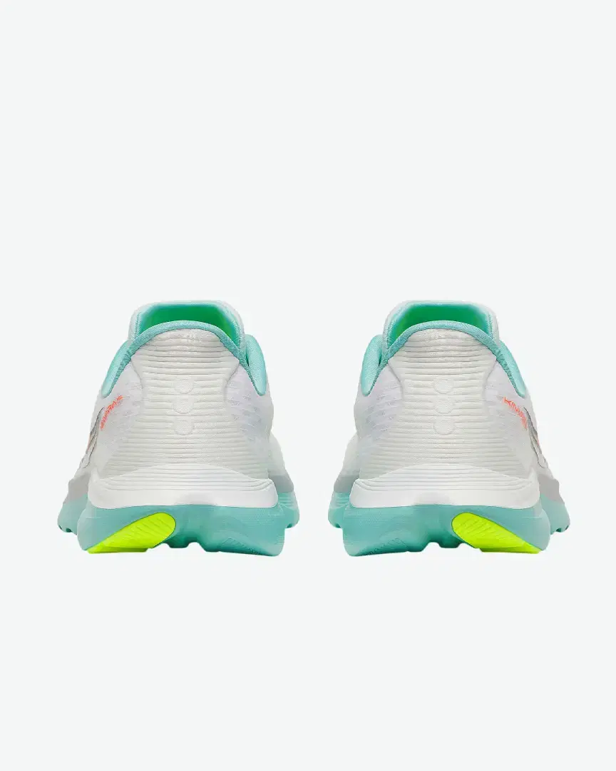 Saucony Kinvara 16 W - S11020-130 (2) au meilleur prix !