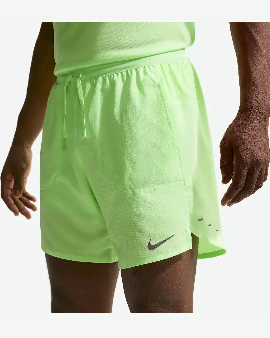 Short 2-En-1 18 Cm Dri-Fit Nike Stride M - IF2036-377 (1) au meilleur prix !