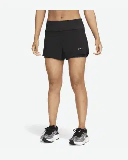 Short 2-en-1 avec poches taille mi-basse 8 cm Nike Dri-FIT Swift Femme – 1/4