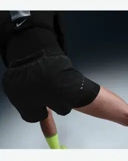 Short 2-en-1 taille mi-haute Dri-FIT Nike Swift Femme – 3/4