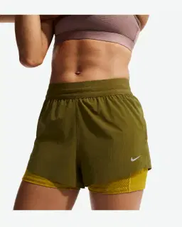 Short 2-en-1 taille mi-haute Dri-FIT Nike Swift Femme – 2/4