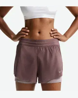 Short 2-en-1 taille mi-haute Dri-FIT Nike Swift Femme – 2/4
