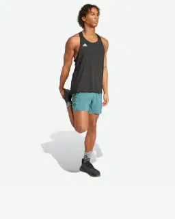 short adidas own the run base aeroready Homme – 3/4