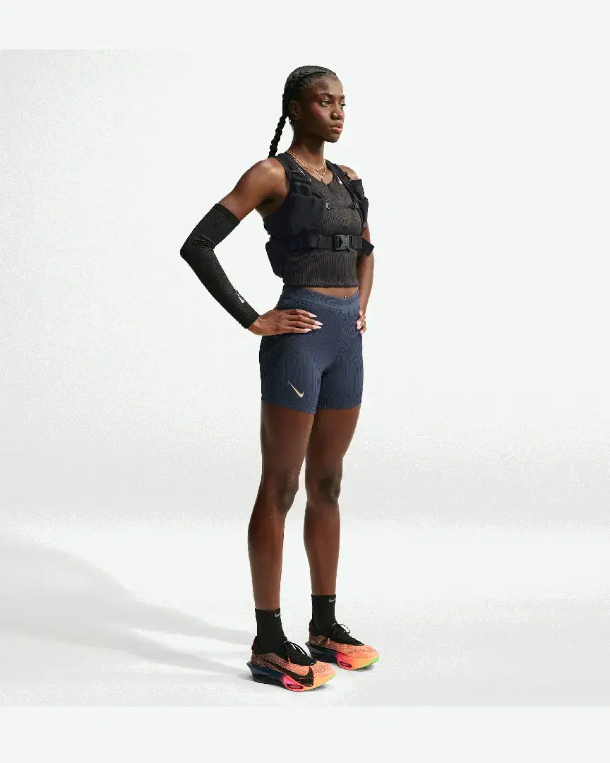 Short Ajusté Dri-Fit Adv Nike Aeroswift W - IU1063-437 (0) au meilleur prix !