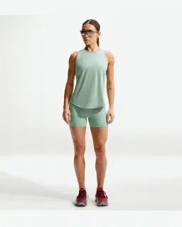 Short ajusté taille haute avec poches 10 cm Nike Swift Femme – 1/4