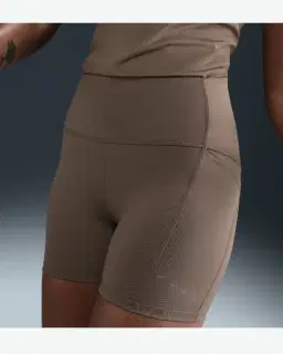 Short ajusté taille haute avec poches 10 cm Nike Swift Femme – 2/4