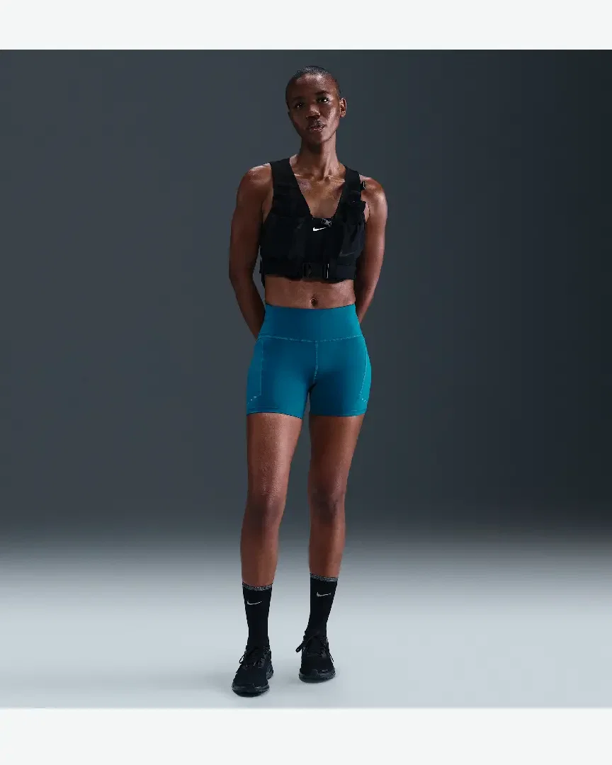 Short ajusté taille haute avec poches 10 cm Nike Swift Femme