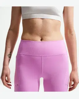 Short ajusté taille haute avec poches 10 cm Nike Swift Femme – 2/4