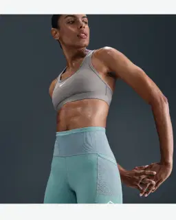 Short ajusté taille haute Dri-FIT Nike Trail 10 cm Femme – 2/4