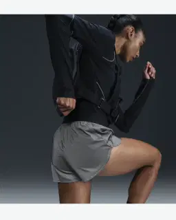 Short aux motifs réfléchissants Nike running Division non doublé 8 cm Femme – 3/4