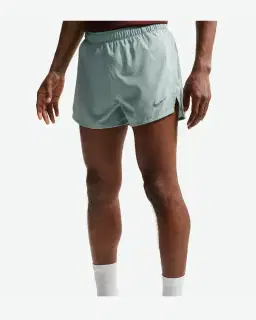 Short avec sous-short intégré 8 cm Dri-FIT Nike Fast Homme – 2/4