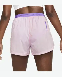 Short de trail avec poches et sous-short intégré 8 cm taille mi-haute Nike Dri-FIT Repel Femme – 3/4