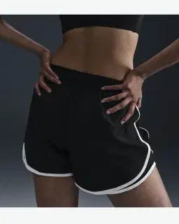 Short Dri-FIT taille mi-haute avec sous-short intégré Nike Tempo Femme – 3/4