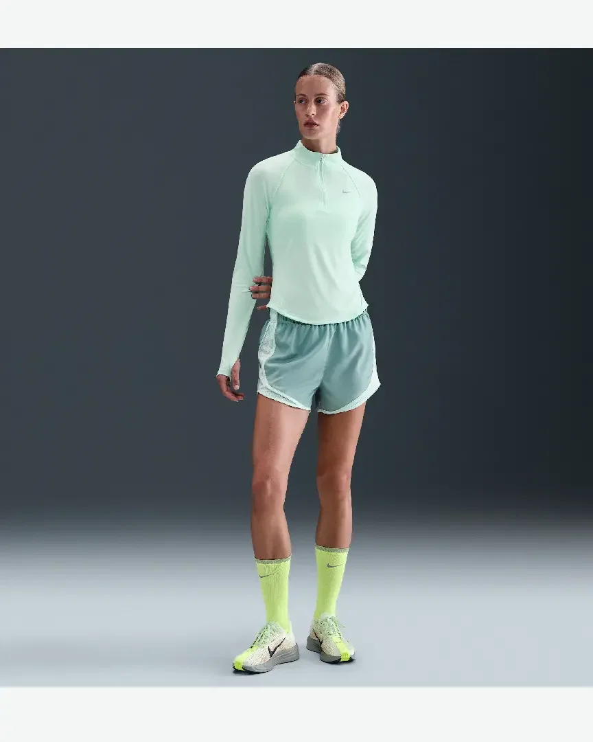 Short Dri-FIT taille mi-haute avec sous-short intégré Nike Tempo Femme