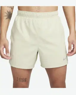 Short polyvalent avec sous-short intégré 13 cm Nike Dri-FIT Challenger Homme – 2/4