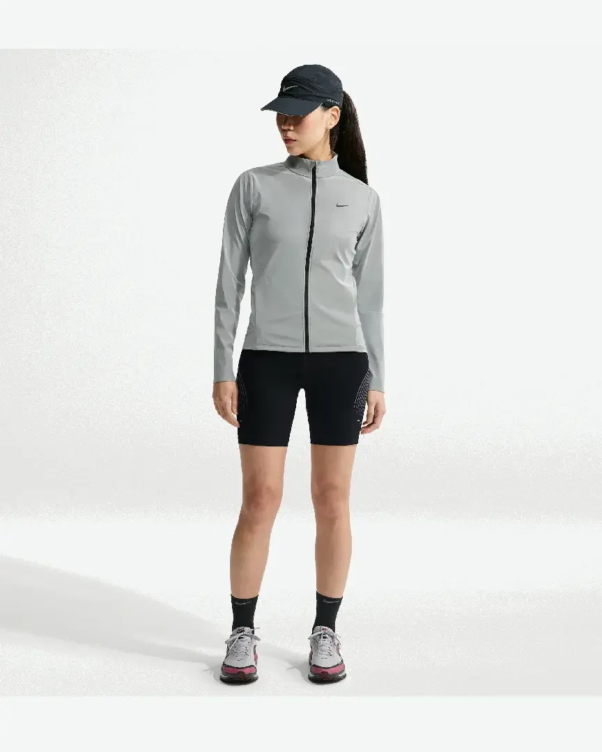 Short taille haute 18 cm Nike Swift Femme