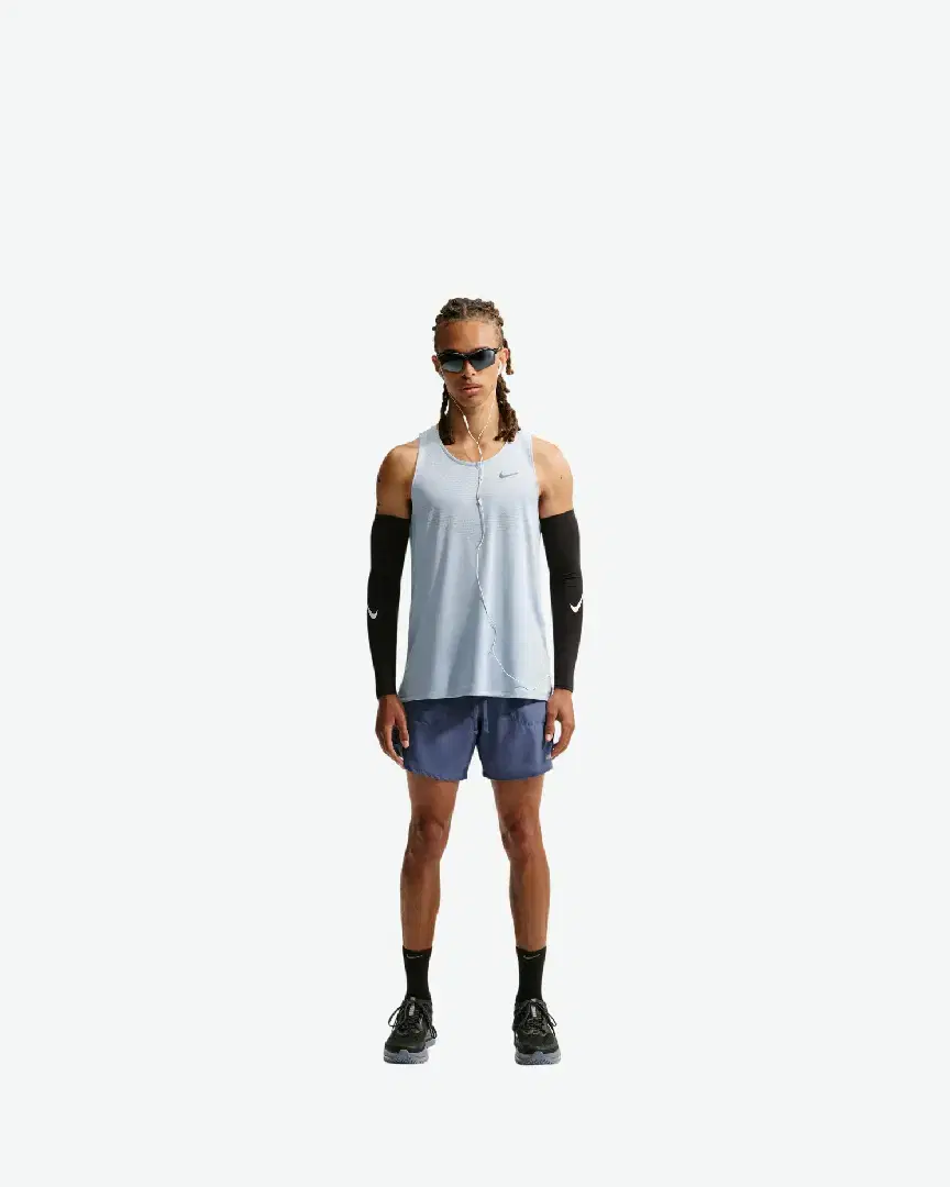 Short 2-En-1 18 Cm Dri-Fit Nike Stride M - IF2036-491 (1) au meilleur prix !