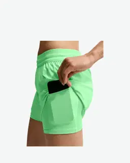 Short 2-en-1 taille mi-haute Dri-FIT Nike Swift Femme – 3/4