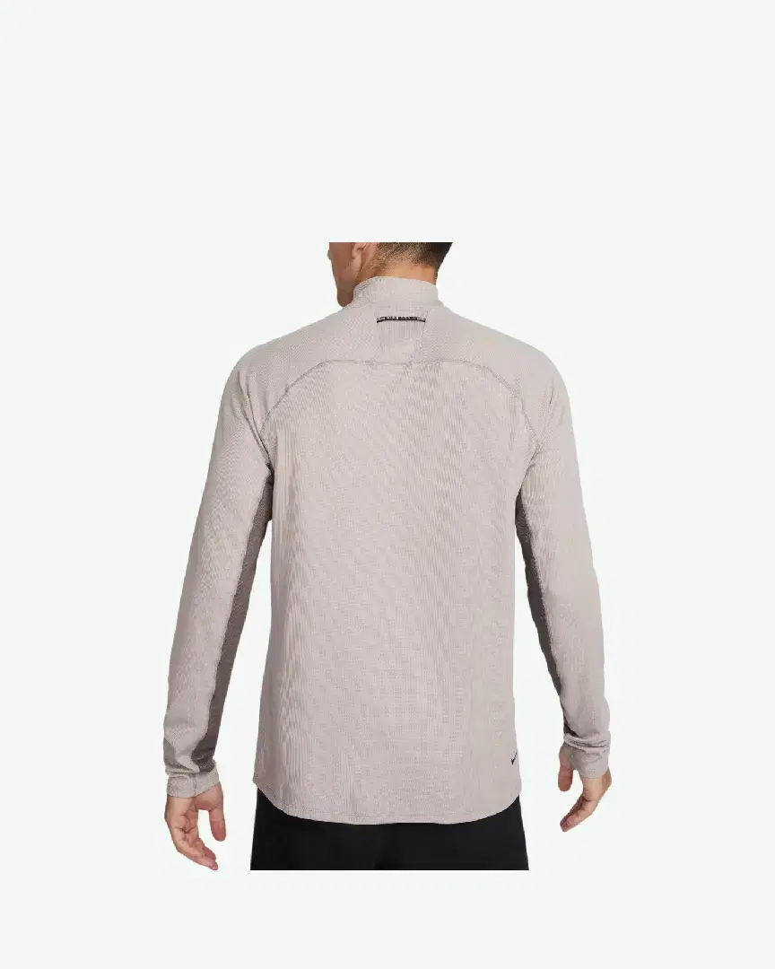 Vêtement Deuxième Couche À Demi-Zip Dri-Fit Nike Trail M - FV9994-009 (1) au meilleur prix !