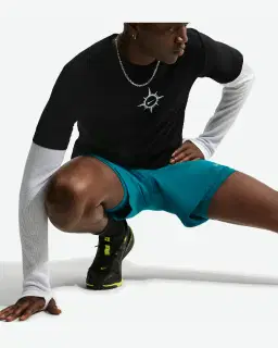 T-shirt à motif Nike Dri-FIT Homme – 1/4