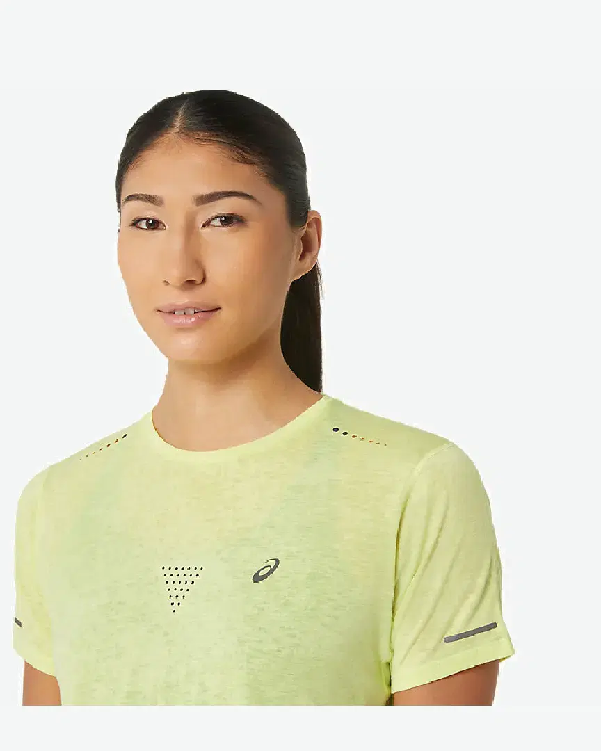 Tee-Shirt À Manches Courtes Asics Metarun Pattern W - 2012C859-750 (4) au meilleur prix !