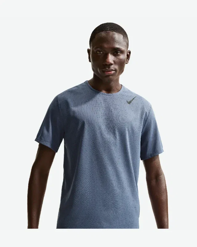 Tee-Shirt Nike Aeroswift M