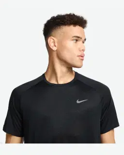Tee-shirt à manches courtes Dri-FIT ADV Nike Stride Homme – 3/4