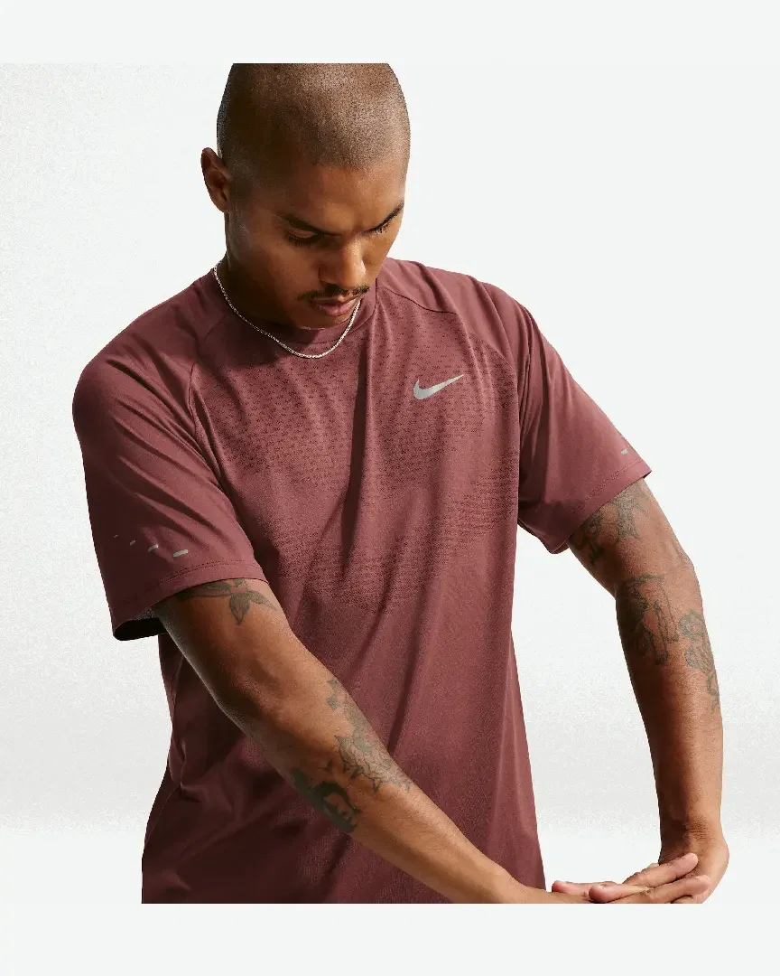 Tee-Shirt À Manches Courtes Et Motifs Réfléchissants Dri-Fit Adv Nike Stride M