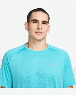 Tee-shirt Nike Stride Homme – 3/4