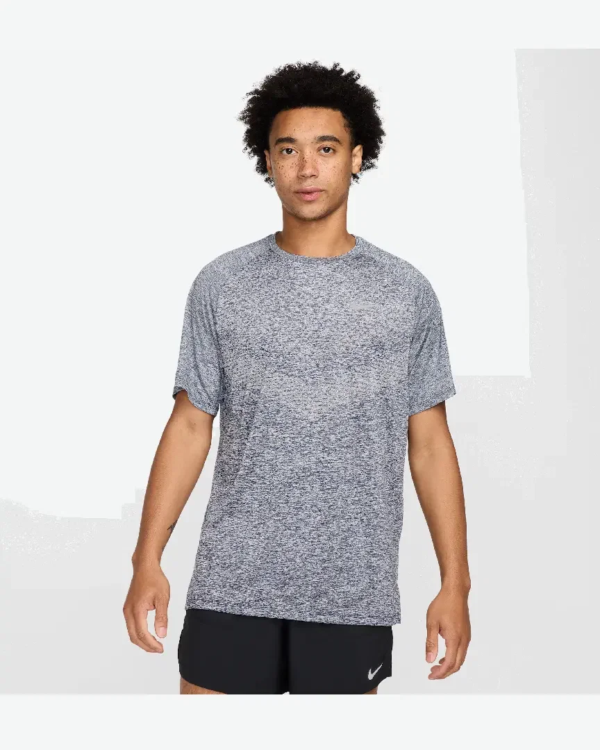 Tee-shirt à manches courtes et motifs réfléchissants Dri-FIT ADV Nike Stride Homme