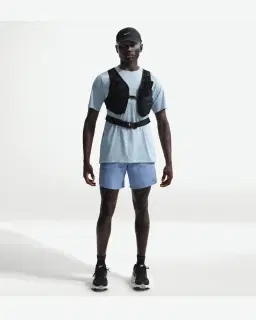 Tee-shirt à manches courtes et motifs réfléchissants Dri-FIT ADV Nike Stride Homme – 4/4