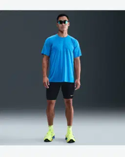 Tee-shirt à manches courtes et motifs réfléchissants Dri-FIT ADV Nike Stride Homme – 4/4