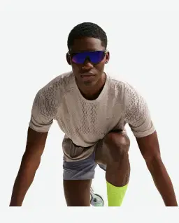 Tee-shirt à manches courtes et motifs réfléchissants Dri-FIT ADV Nike Stride Homme – 3/4