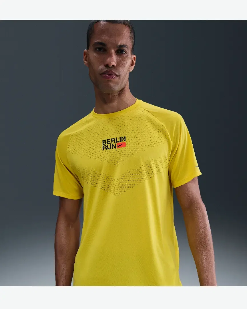 Tee-shirt à manches courtes et motifs réfléchissants Dri-FIT ADV Nike Stride Homme