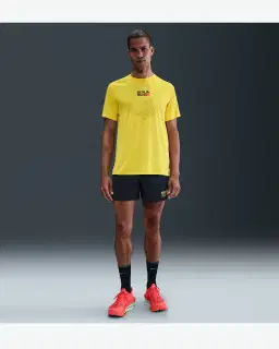 Tee-shirt à manches courtes et motifs réfléchissants Dri-FIT ADV Nike Stride Homme – 4/4