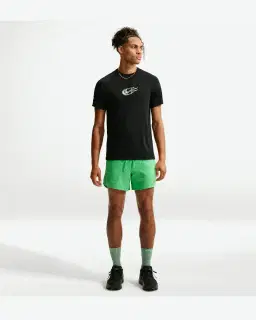 Tee-shirt à manches courtes et motifs réfléchissants Dri-FIT ADV Nike Stride Homme – 4/4