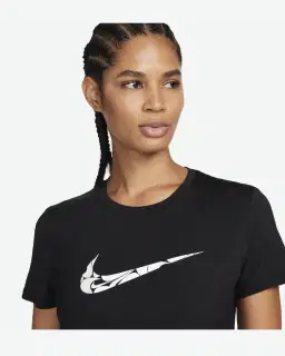 Tee-shirt à manches courtes Dri-FIT Nike One Swoosh Femme – 3/4