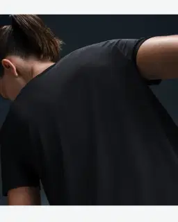 Tee-shirt à manches courtes Dri-FIT Nike One Swoosh Femme – 2/4