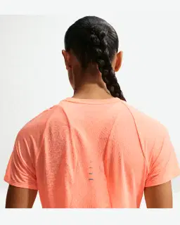 Tee-shirt à manches courtes Dri-FIT Nike Swift Breathe Femme – 2/4