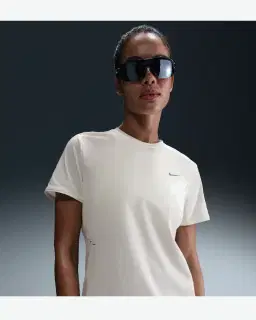 Tee-shirt à manches courtes Dri-FIT Nike Swift Wool Femme – 1/4